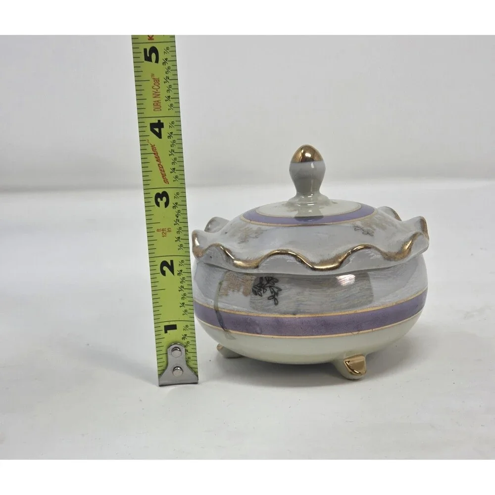 Diamond Fine China Korea Footed Trinket Box Lusterware Lavender‎ Gold Ruffle Lid
